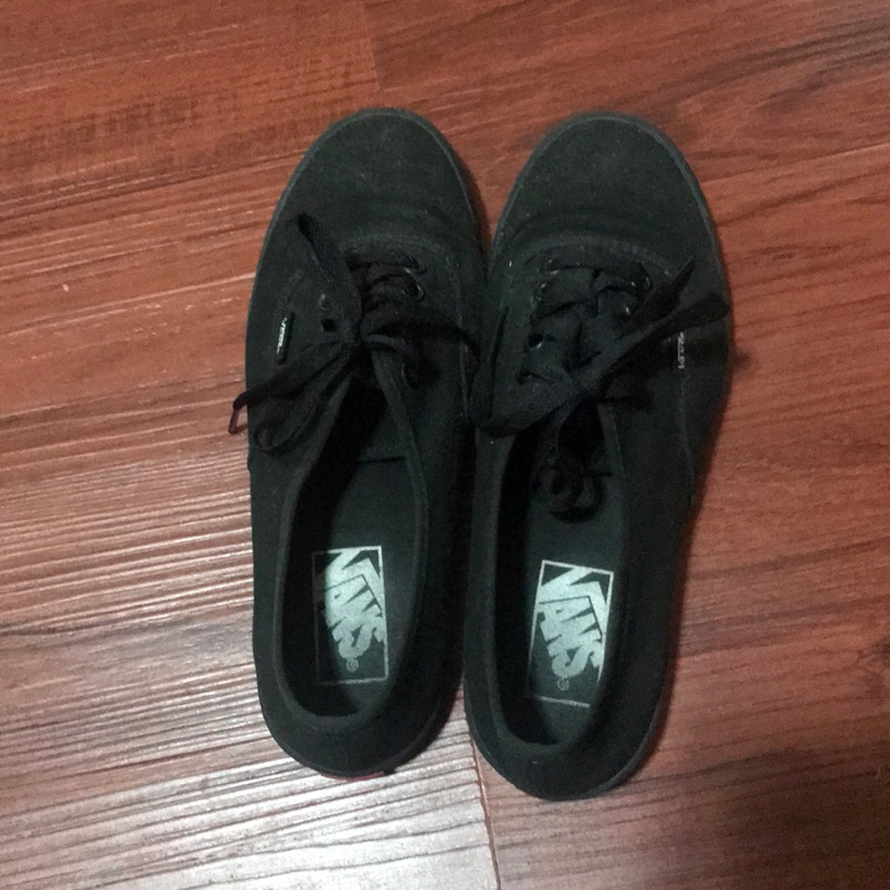 Weekend sale!!! Black Vans shoes